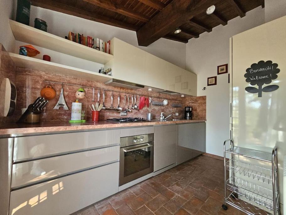 شقة Casina Rossa تفارنوتْسّي المظهر الخارجي الصورة